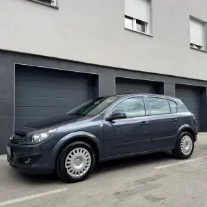 OPEL ASTRA //171tkm//prvi vlasnik//HR auto//klima//odličan//