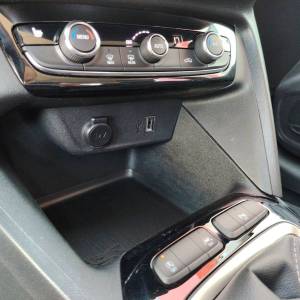 Opel Corsa 1.2 ELEGANCE TURBO - 3 godine jamstva