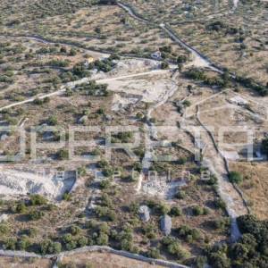 Otok Brač – 10.334 m² zemljišta, građevinska dozvola, pogled na more