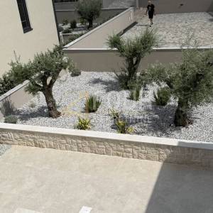 Otok Krk, Šilo, samostojeća kuća s bazenom, novogradnja