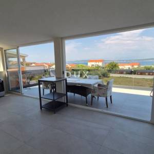 Pašman, Banj, kuća, 250 m2, 3 etaže, 100 m od plaže