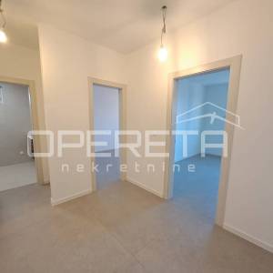 PENTHOUSE 154 m² | 4 SPAVAĆE SOBE | DUPLA GARAŽA | TERASA 40 m² | NOVOGRADNJA | 