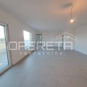 PENTHOUSE 154 m² | 4 SPAVAĆE SOBE | DUPLA GARAŽA | TERASA 40 m² | NOVOGRADNJA | 