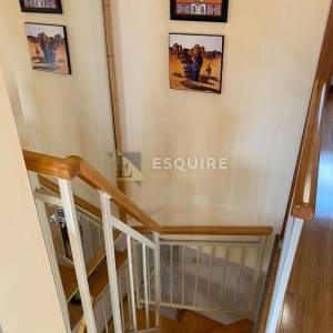 PETRČANE – Dvoetažni apartman s dodatnom jedinicom, jacuzzijem i uređenim vrtom od 176 m²!