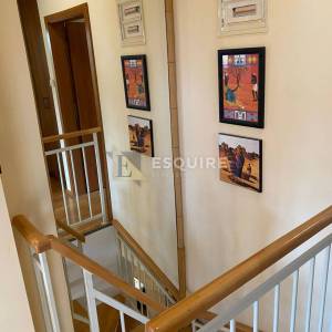 PETRČANE – Dvoetažni apartman s dodatnom jedinicom, jacuzzijem i uređenim vrtom od 176 m²!
