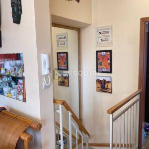 PETRČANE – Dvoetažni apartman s dodatnom jedinicom, jacuzzijem i uređenim vrtom od 176 m²!