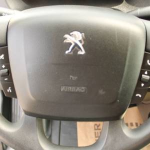Peugeot Boxer 2.2 HDi L2H2 *3 SJEDALA*