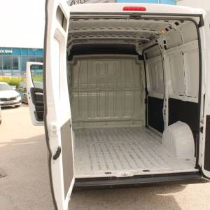 Peugeot Boxer 2.2 HDi L2H2 *3 SJEDALA*