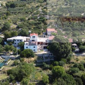 Podgora kompletno uređena kuća 132 m2 trajni pogled na more i otoke!