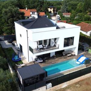 Poreč, Kosinožići, četverosobna vila, 510 m2, s bazenom