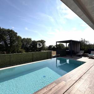 Poreč, Kosinožići, četverosobna vila, 510 m2, s bazenom