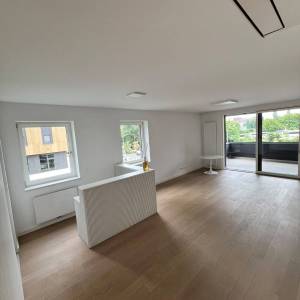 POSLOVNI PROSTOR 149 m² – DARWINOVA 4A, ZAGREB | RECEPCIJA | 4 GARAŽNA