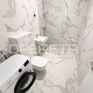 Poslovni prostor 33,94 m² s parkingom – Seget Donji