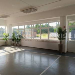 Poslovni prostor: Mala Gorica, izložbeno-prodajni salon 65,82 m²