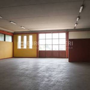 Poslovni prostor: Mala Gorica, skladišni/radiona s 2 ureda, 446 m²