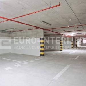 Poslovni prostor: Split, uredski 41 m² - bez provizije!