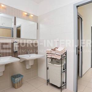 Poslovni prostor: Split, uredski 41 m² - bez provizije!
