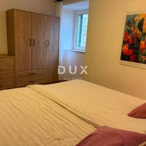 Primošten, Centar, trosobni stan 80m², 100m od mora 