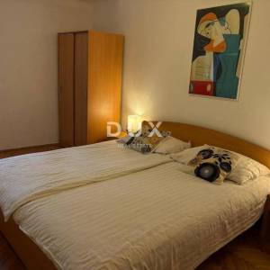 Primošten, Centar, trosobni stan 80m², 100m od mora 