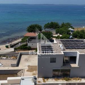 PRIVLAKA - Luksuzna vila 1. red do mora - 523m2