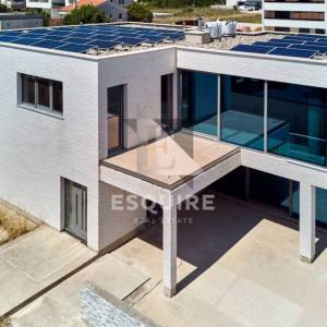 PRIVLAKA - Luksuzna vila 1. red do mora - 523m2