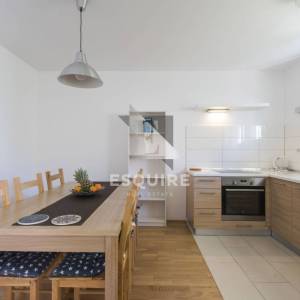 PRIVLAKA – Namješten apartman u prizemlju s velikim vrtom, 90 m od mora!!
