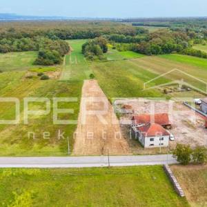 PRODAJA, GRAĐEVINSKO ZEMLJIŠTE 1.475 M2 + POLJOPRIVREDNO ZEMLJIŠTE 1.262 m2, GRA
