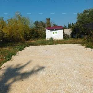 PRODAJA GRAĐEVINSKOG ZEMLJIŠTA 370m2 – KRNICA, ISTRA