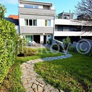 Prodaja, Kišpatićeva, moderna kuća poznatog arhitekta, vrt, garaža
