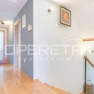PRODAJA, KUĆA/VILA S BAZENOM, MAKSIMIR, ČRET, NKP 186 m2 NA PARCELI OD 723 m2 