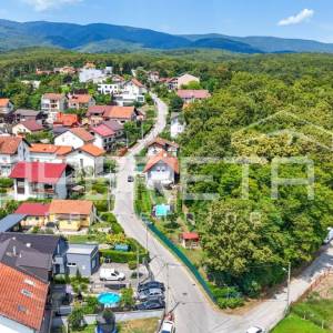 PRODAJA, KUĆA/VILA S BAZENOM, MAKSIMIR, ČRET, NKP 186 m2 NA PARCELI OD 723 m2 