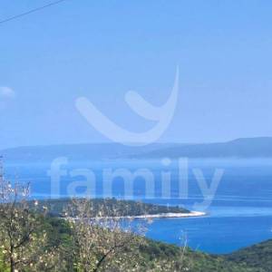 PRODAJA POLJOPRIVREDNOG ZEMLJIŠTA S PREDIVNIM POGLEDOM NA MORE