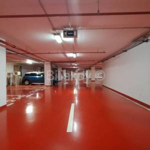 Prodaja, Špansko, uređen dvosobni stan površine 48,17m², 3kat,parking 