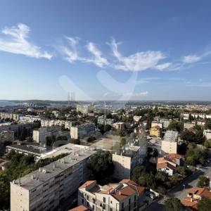PRODAJA STAN PULA VERUDA POGLED NA MORE