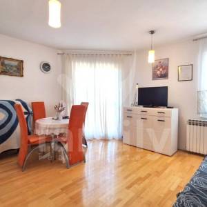 PRODAJA STANA U CENTRU GAREŠNICE