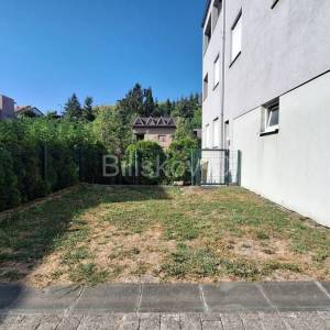 Prodaja,Remete,dvoetažni četverosobni stan 94,82m2,garaža,vrt