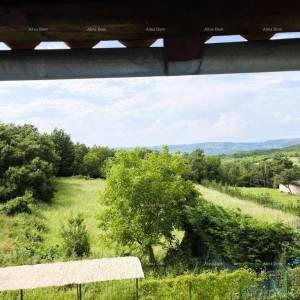 Prodaje se kuća, 170 m2, Karojba