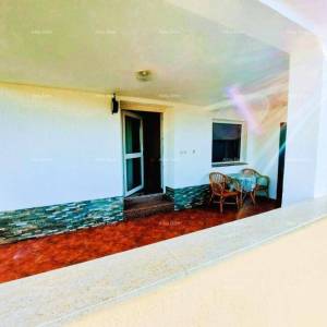 Prodaje se kuća, 170 m2, Karojba