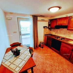 Prodaje se kuća, 170 m2, Karojba