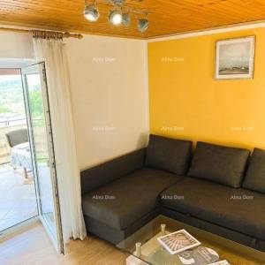 Prodaje se kuća, 170 m2, Karojba