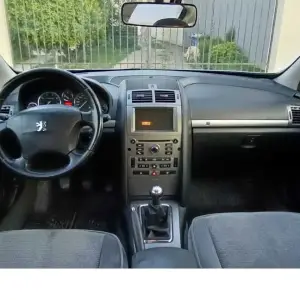 Prodajem 407