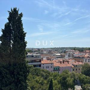 Pula, centar, 1-sobni stan, 62,74 m2, dvije terase
