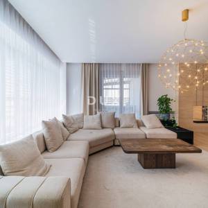 Pula, centar, 3-sobni penthouse, 287,18 m2, sauna, parking