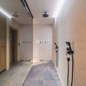 Pula, centar, 3-sobni penthouse, 287,18 m2, sauna, parking