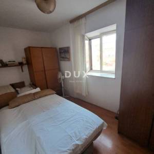Pula, Centar, dvosobni stan, 35 m², 50 m od Arene 
