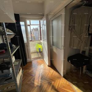 Pula, centar – Prostran trosoban stan od 76,38 m² s dvije terase
