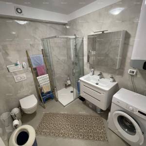 Pula – moderan i potpuno namješten stan 44 m2 u novogradnji s prostranom terasom