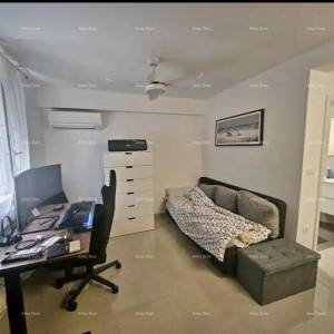 Pula – namještena garsonjera u novogradnji, 28 m²