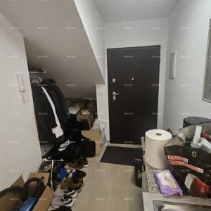 Pula – namještena garsonjera u novogradnji, 28 m²