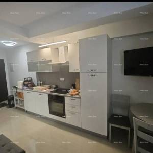 Pula – namještena garsonjera u novogradnji, 28 m²